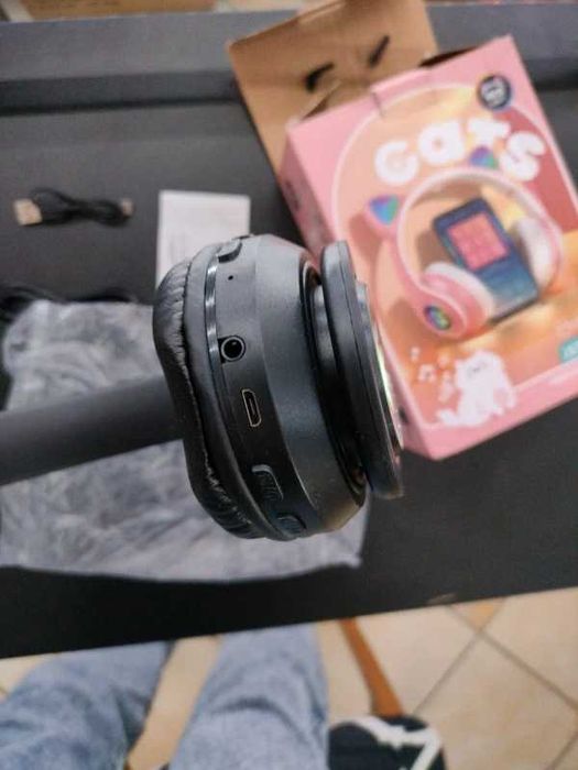 Słuchawki bluetooth Cat RGB