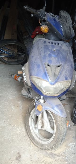 Продам китайский скутер RX8