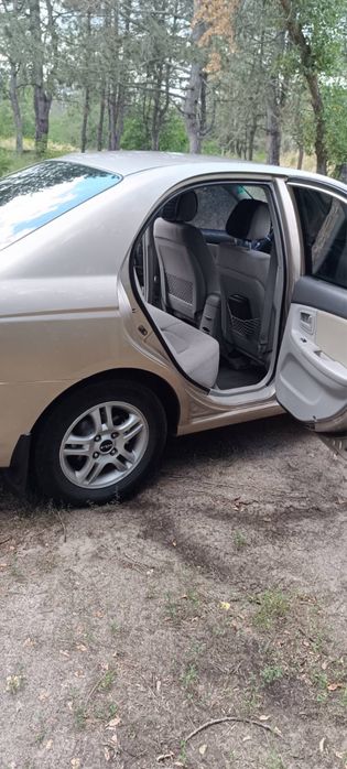 Kia cerato 2006 год