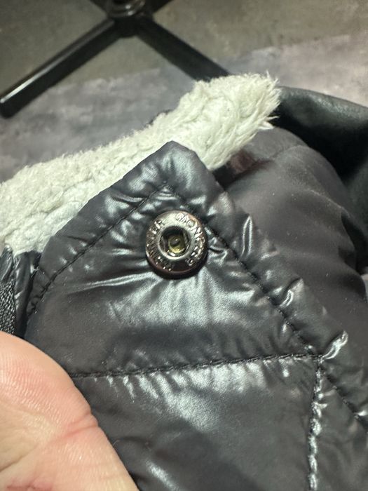 Куртка Moncler Пухова