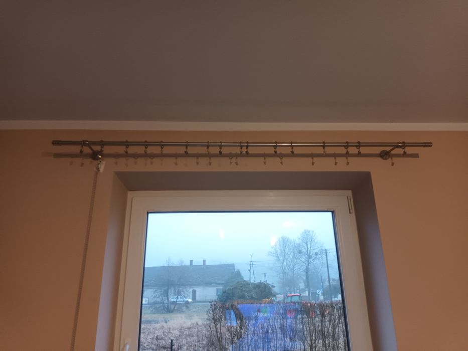 2 Karnisze metalowe , długość 162cm