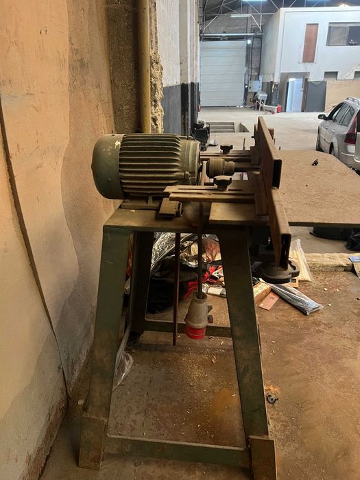 Furador industrial – 150€