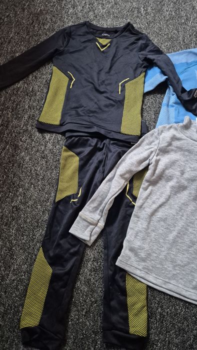 Odzież termiczna , odzież na narty ,sanki dla dzieci