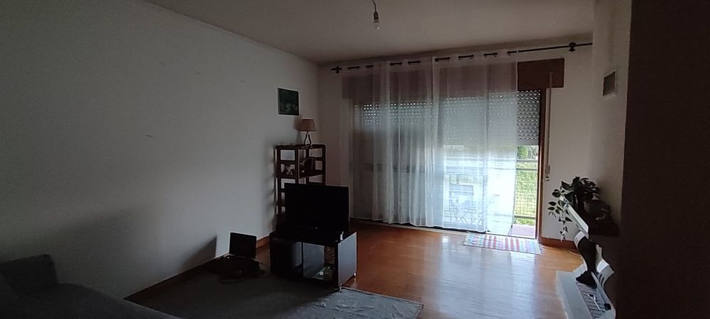 Arrenda-se apartamento T3