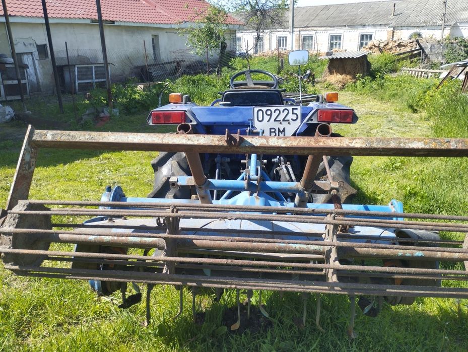 Міні трактор ісекі 247