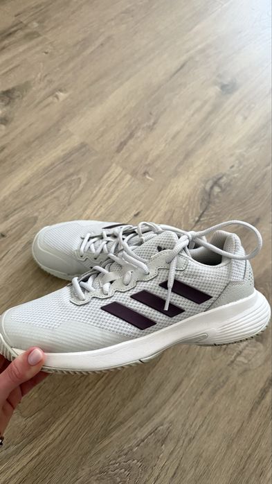 Тенісні кросівки Adidas