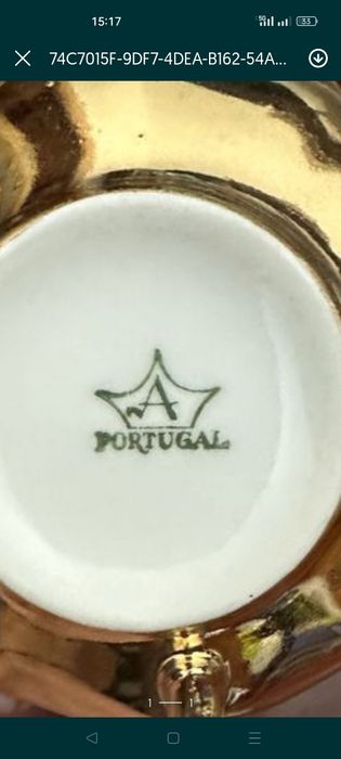 Magnífico Serviço de Chá Artibus Portugal – Porcelana Dourada e Cenas Galantes  15 Peças (Quinze)
