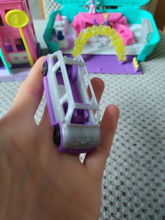 Zestaw Polly Pocket walizka domek samochód malutkie laleczki Mattel