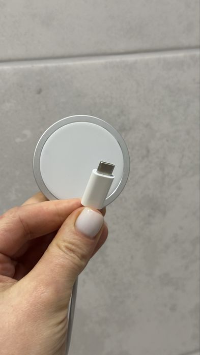 MagSafe зарядний пристрій для iPhone (оригінал) нова