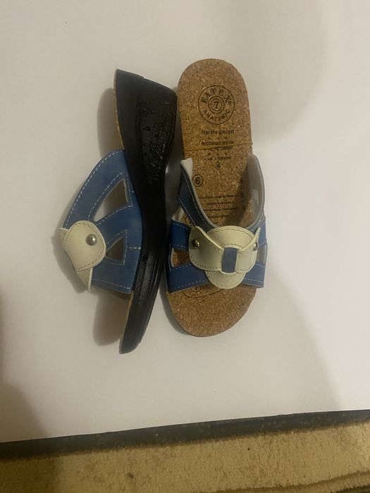 Жіночі шльопанці на літо