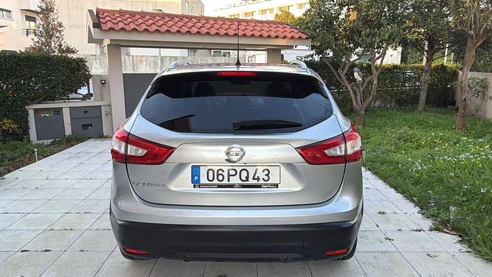 Nissan Qashqai 1.6 dCi Tekna Premium 360º +Xtronic