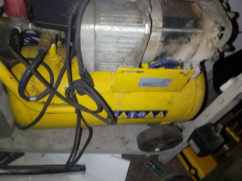 Compressor de 30litros como novo