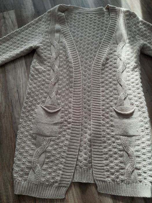 Sweter długi z wiązaniem w pasie