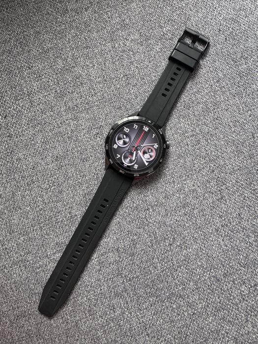 Huawei GT 4 smartwatch