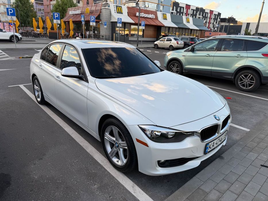 BMW 3 Series 2013 VIN WBA3C1C59DF439327 фото оголошення 2 з 24