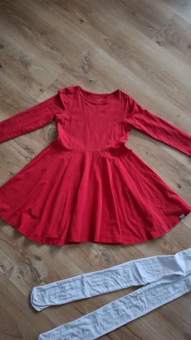 Sukienka czerwona 128 cm