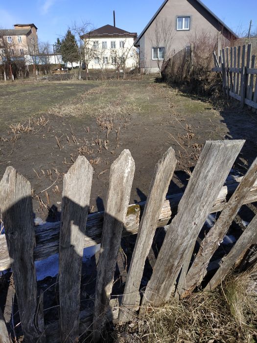 Продається земельна ділянка СМТ Цумань В Самому центрі