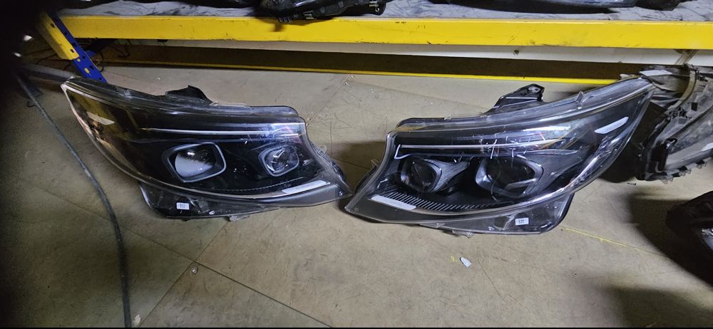 Opticas farois para mercedes w447