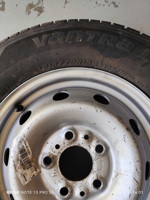 jante para carrinha 15" com pneu 270/70/15