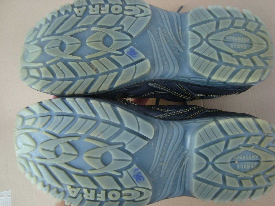 buty letnie Cofra roz 39-26 cm= kompozyty Leciutkie Super