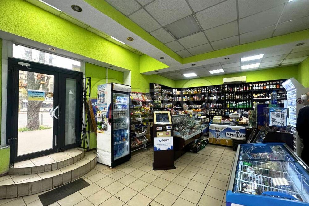 Продаж нежитлової будівлі пр.200-річчя Кривого Рогу