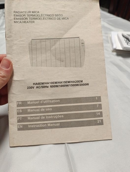 2 Emissores termoelétricos 1000w de parede Equation