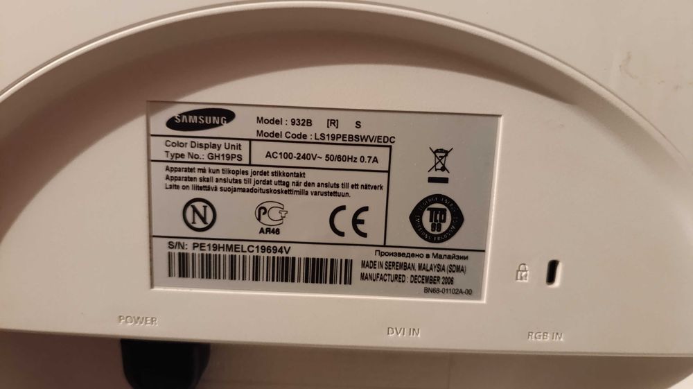 Monitor samsung 932b