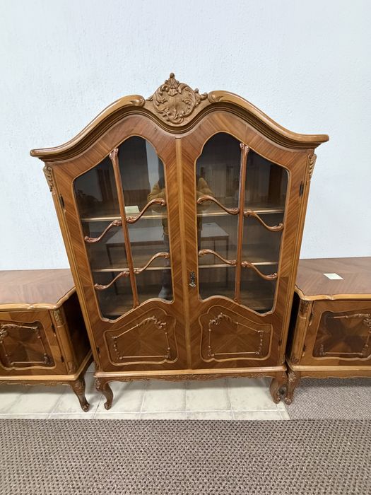 Witryna szafa rustykalna drewniana piękna