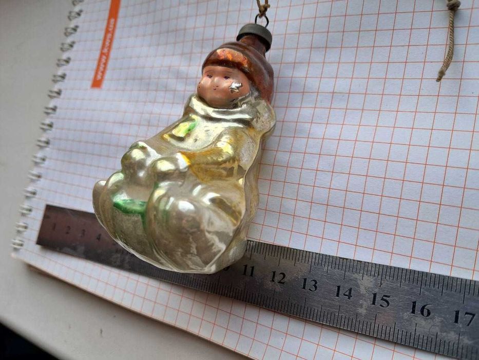 Мальчик на санках, ел.игрушка СССР