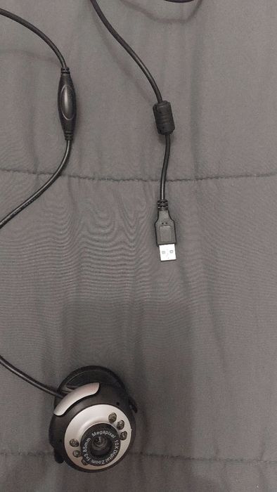 Câmara com entrada USB