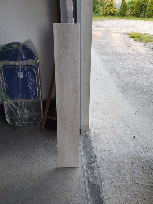 płytki  na schody 12szt.120x20.  dwie 120x30