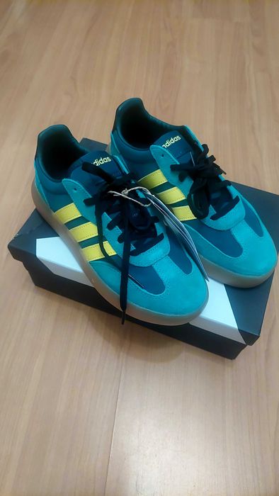 Ténis Adidas Barreda