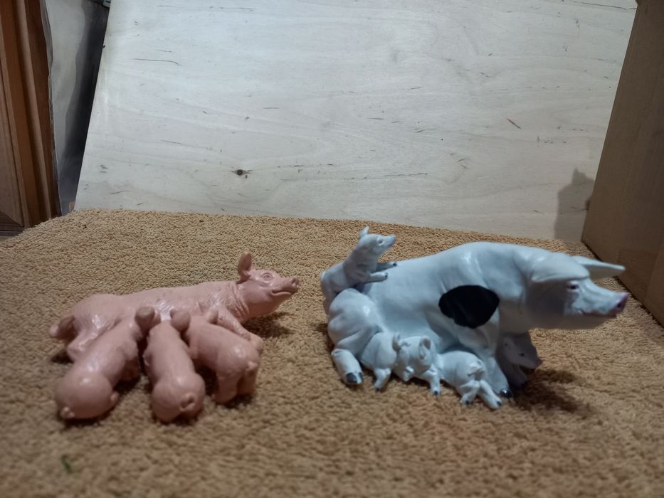 Figurki  świń Schleich i nie tylko