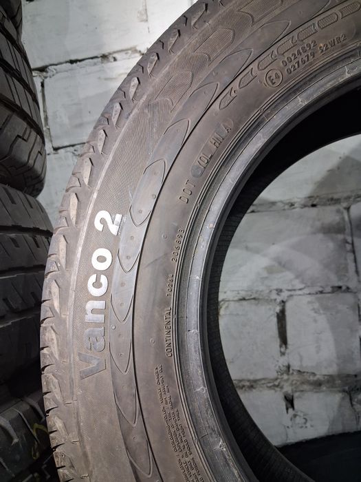 ШИНЫ Б/У 215/65 R16C Continental Vanco 2