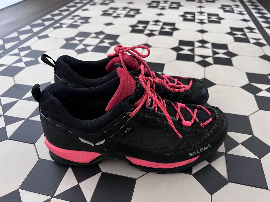 Buty damskie Saleva 39 black out rose red