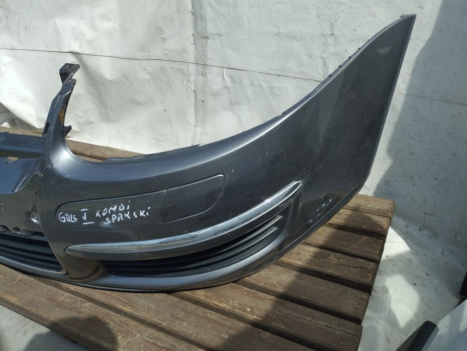 Volkswagen Golf V zderzak przedni przód