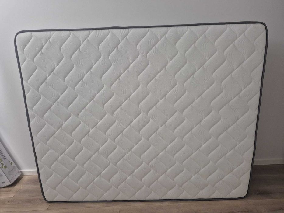 Oferta imperdível! Colchão de luxo com super desconto