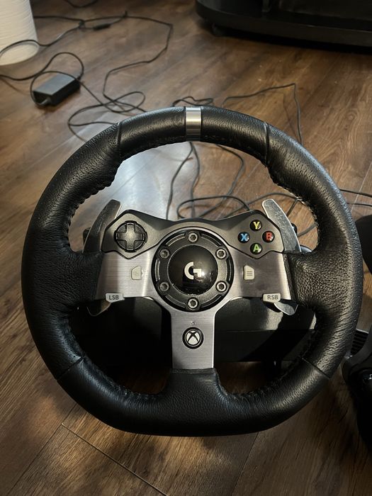 Kierownica logitech stan jak nowy