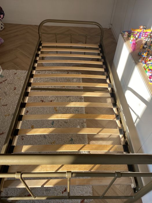 Złote łóżko dziecięce retro Vipack 90x200