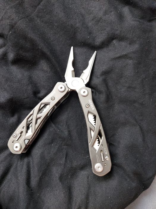Nóż Gerber suspension multitool