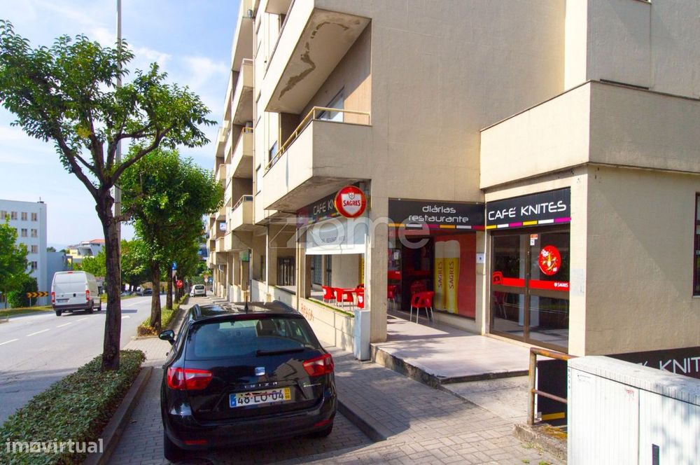 Café para trespasse em S. Vicente, Braga