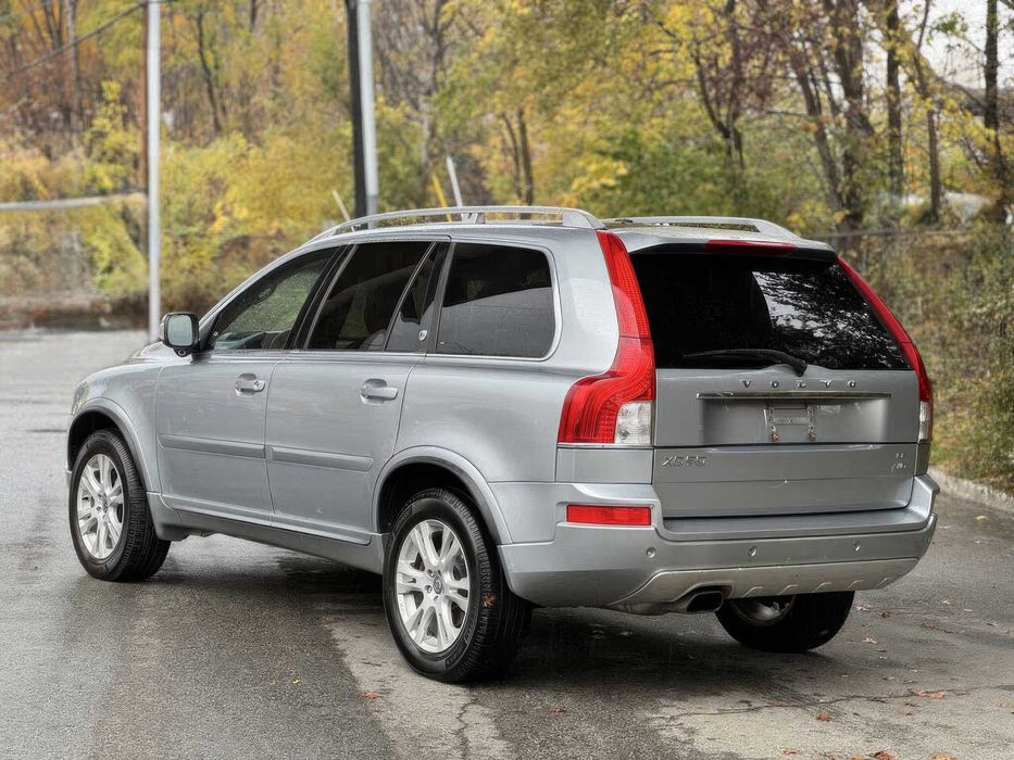 Volvo XC90 3.2      2014