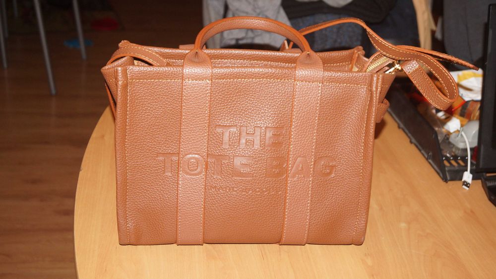 Skórzana shopperka The LEATHER MEDIUM TOTE MARC JACOBS nowa
