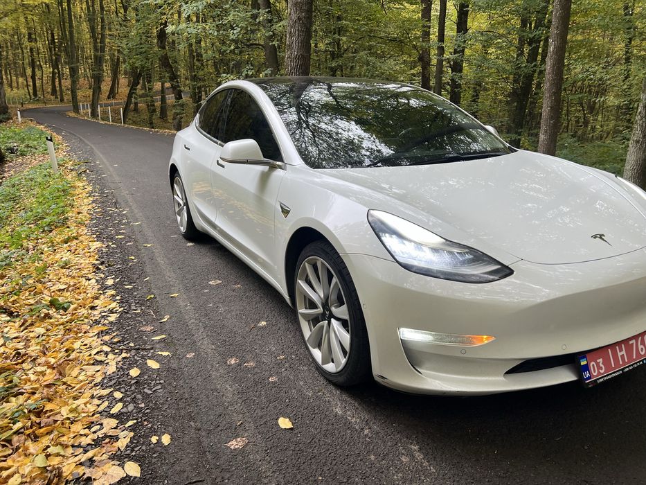 Tesla Model 3 2018