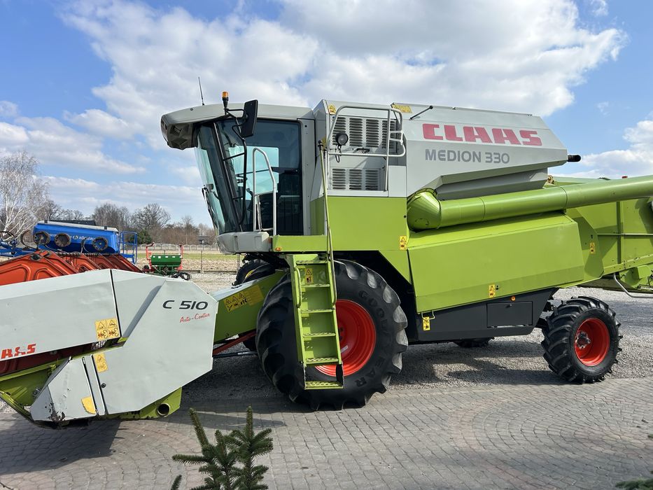 Kombajn Claas Medion 330, (mega,dominator)