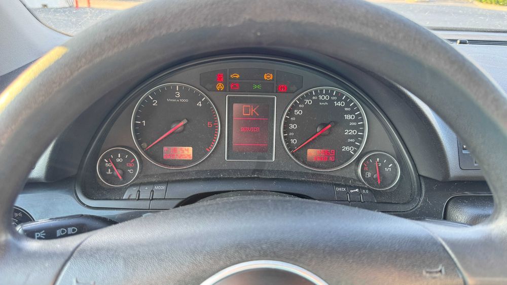 Audi A4 B6 Avant 1.9 TDI 2003 manual
