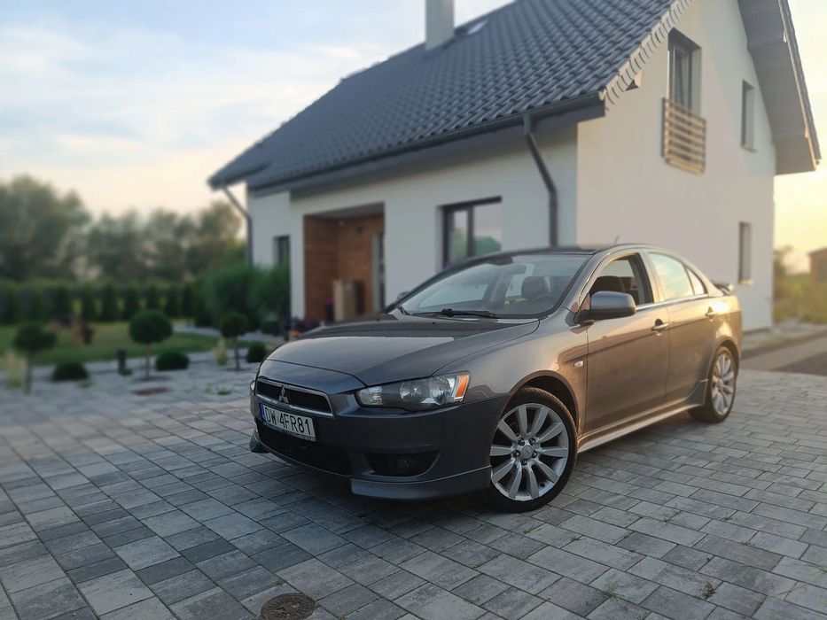Mitsubishi Lancer