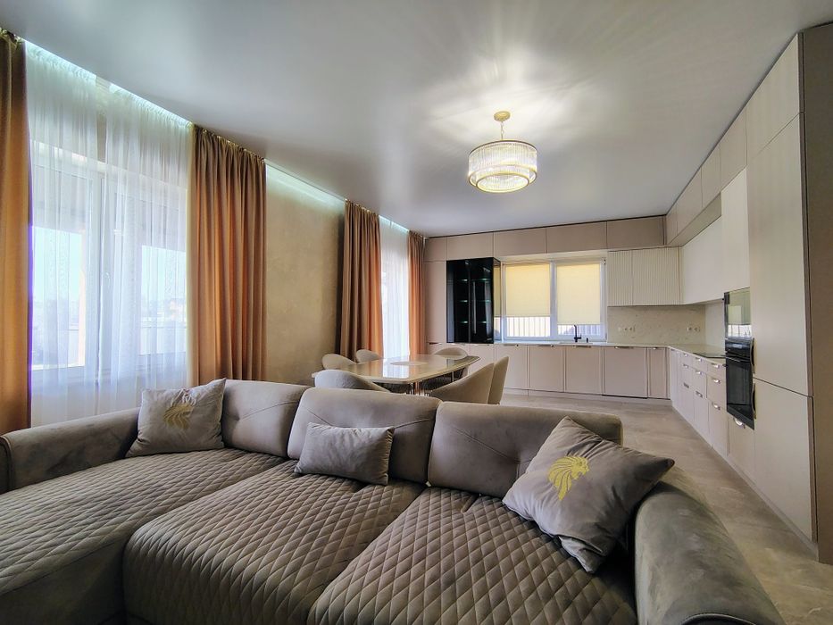 Продаж будинку з каміном у с.Путрівка!