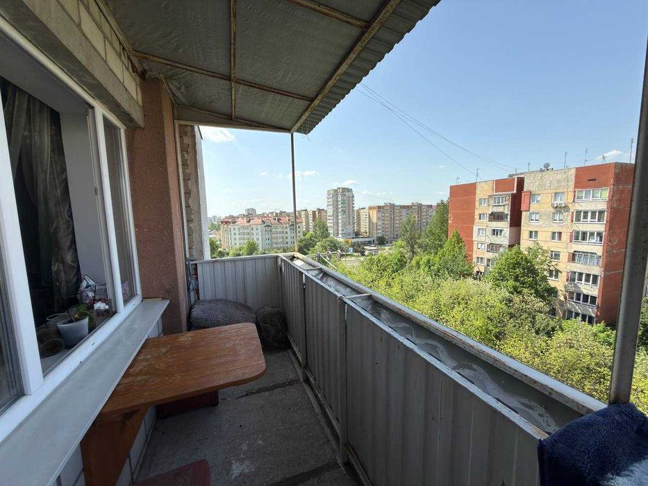 Продаж 2-кімнатної квартири з євроремонтом м. Львів, вул. Морозна
