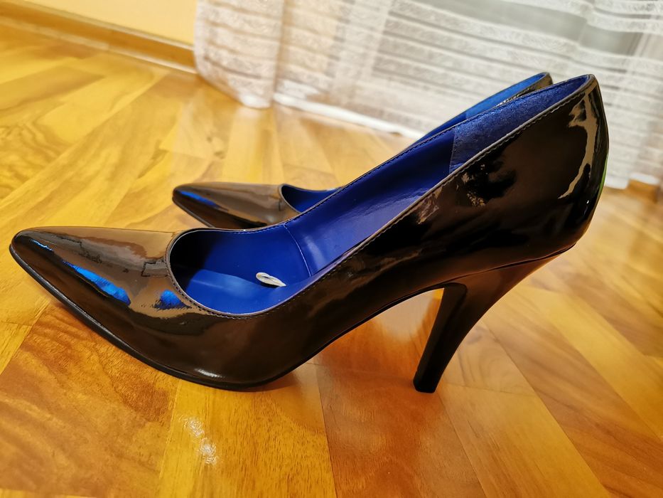 Nowe szpilki marki Yessica, rozm. 40.